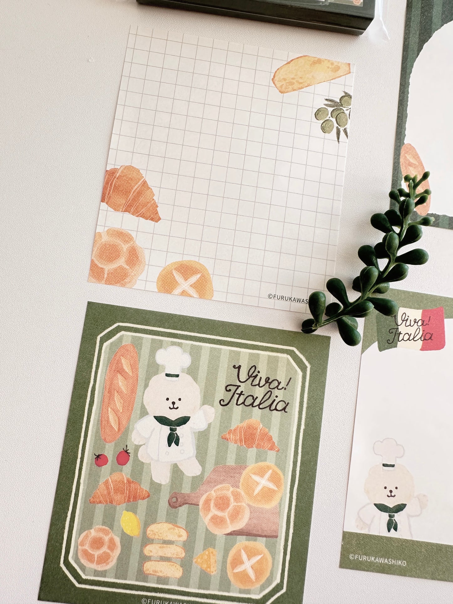 FURUKAWASHIKO Memo Pad  - Bread Doggie