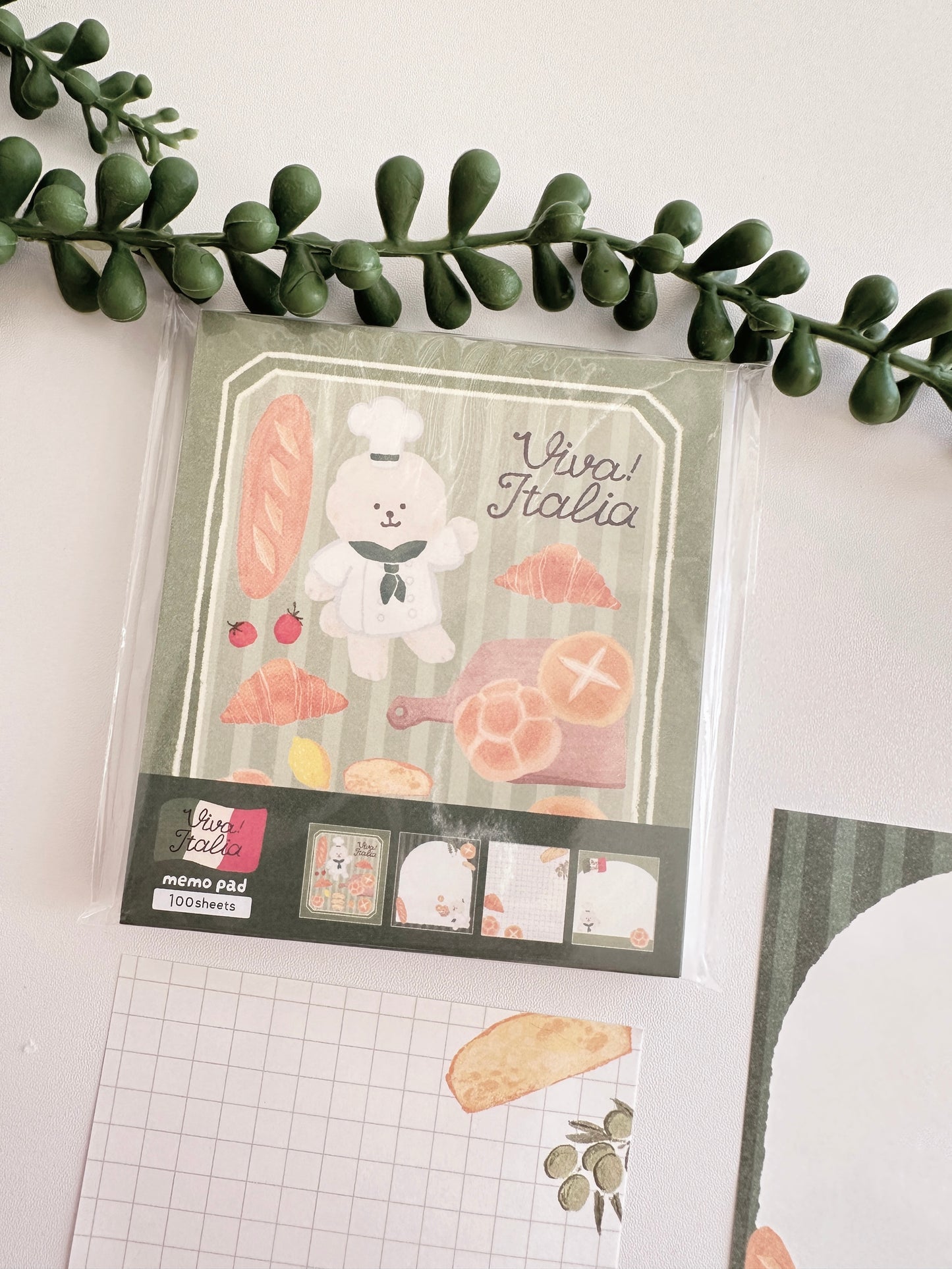 FURUKAWASHIKO Memo Pad  - Bread Doggie