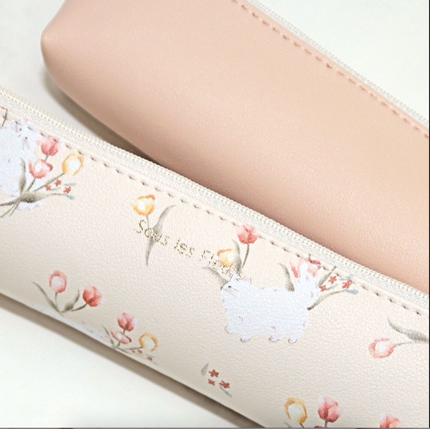 Sous Les Fleurs Pen Case! Pink