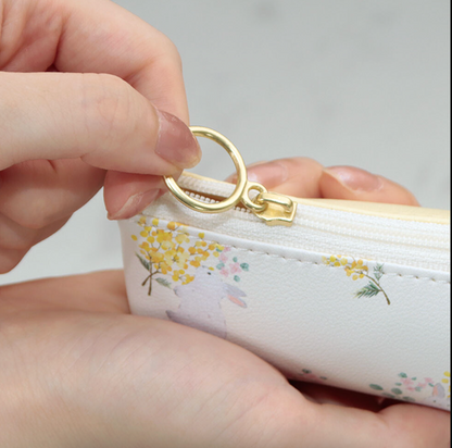 Sous Les Fleurs Pen Case! Pink
