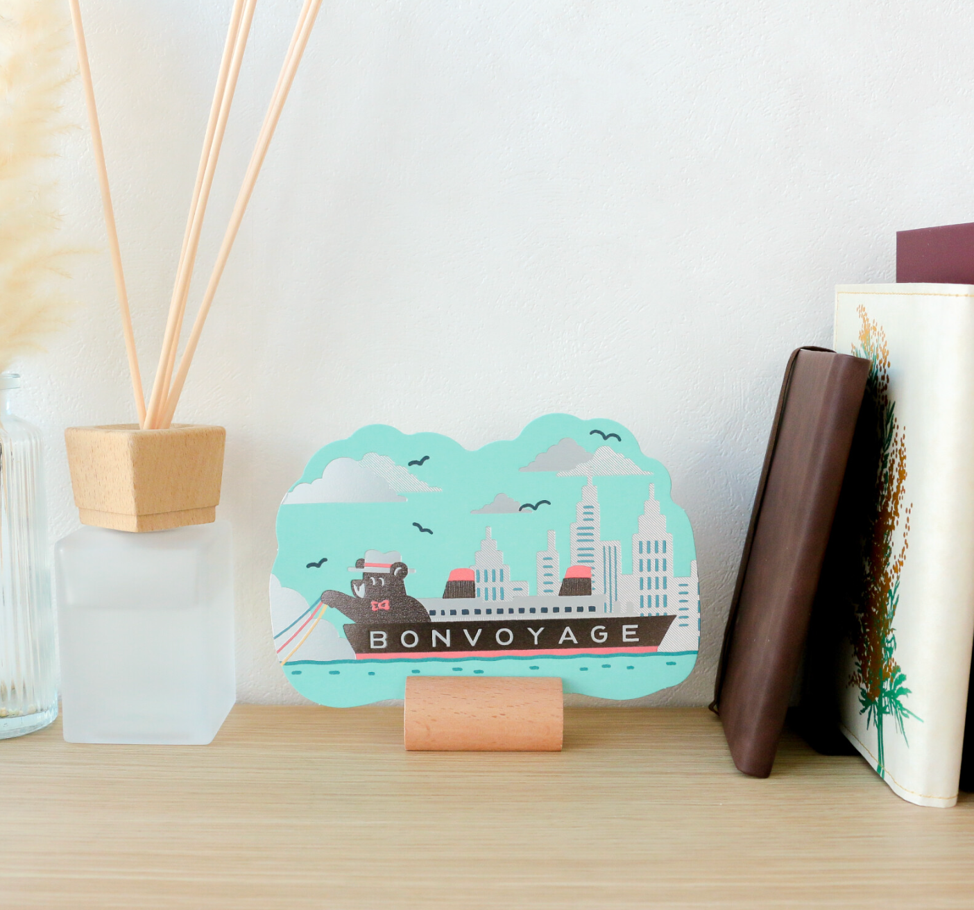 Postcard Die-cut Retro - SHIPS TOURS